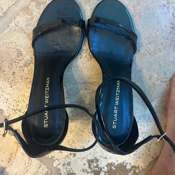 Classic Stuart Weitzman Nudist Black Patent 10.5 3.5” heel - Picture 6 of 6